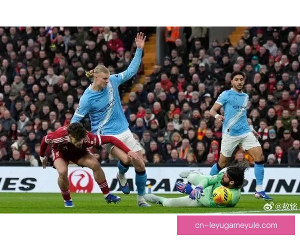 利物浦半场零射正森林狂轰十一脚 利物浦半场零射正森林狂轰十一脚